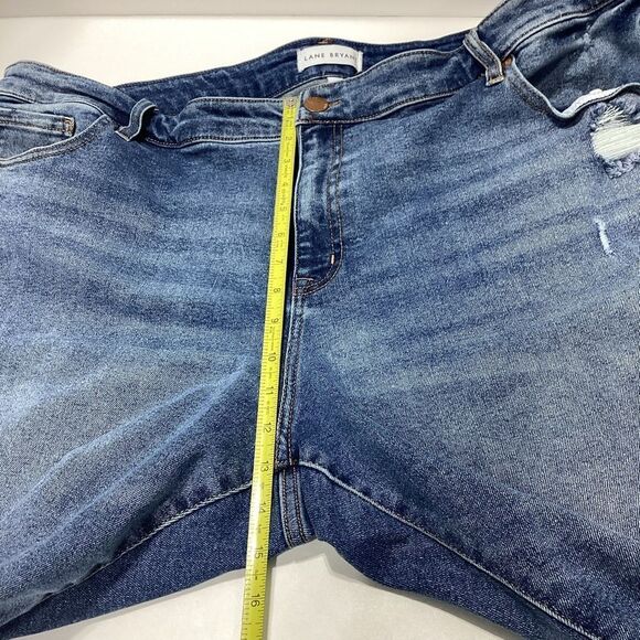 Lane Bryant Distressed Jeans Mid-Rise Flare Signature Fit Flex Magic 28 - Picture 12 of 12
